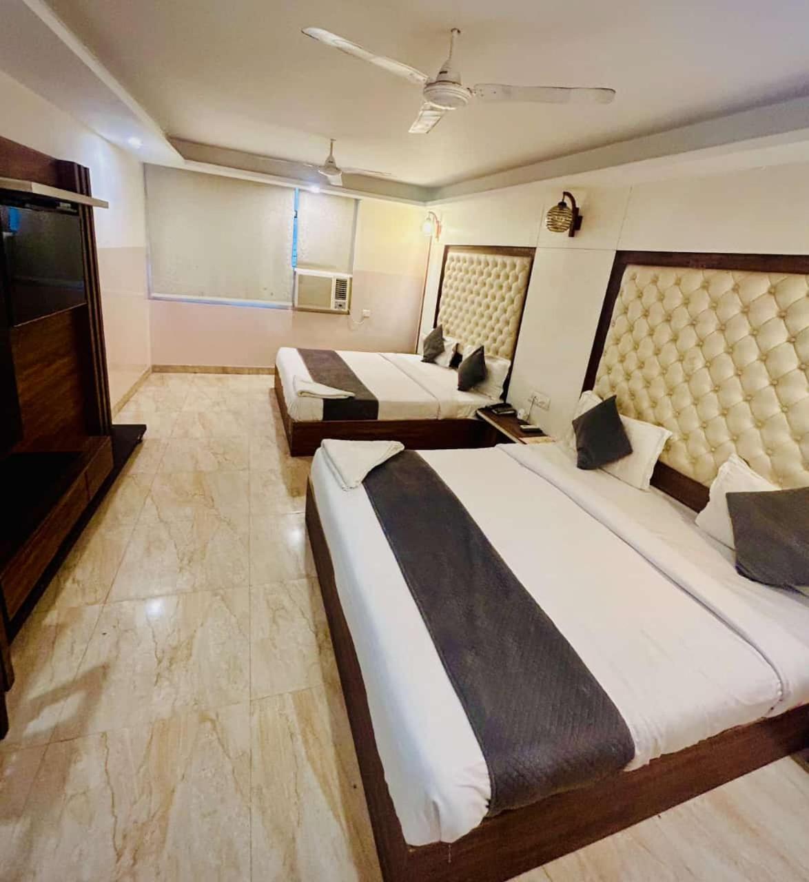 Hotel Airport City New Delhi Ngoại thất bức ảnh