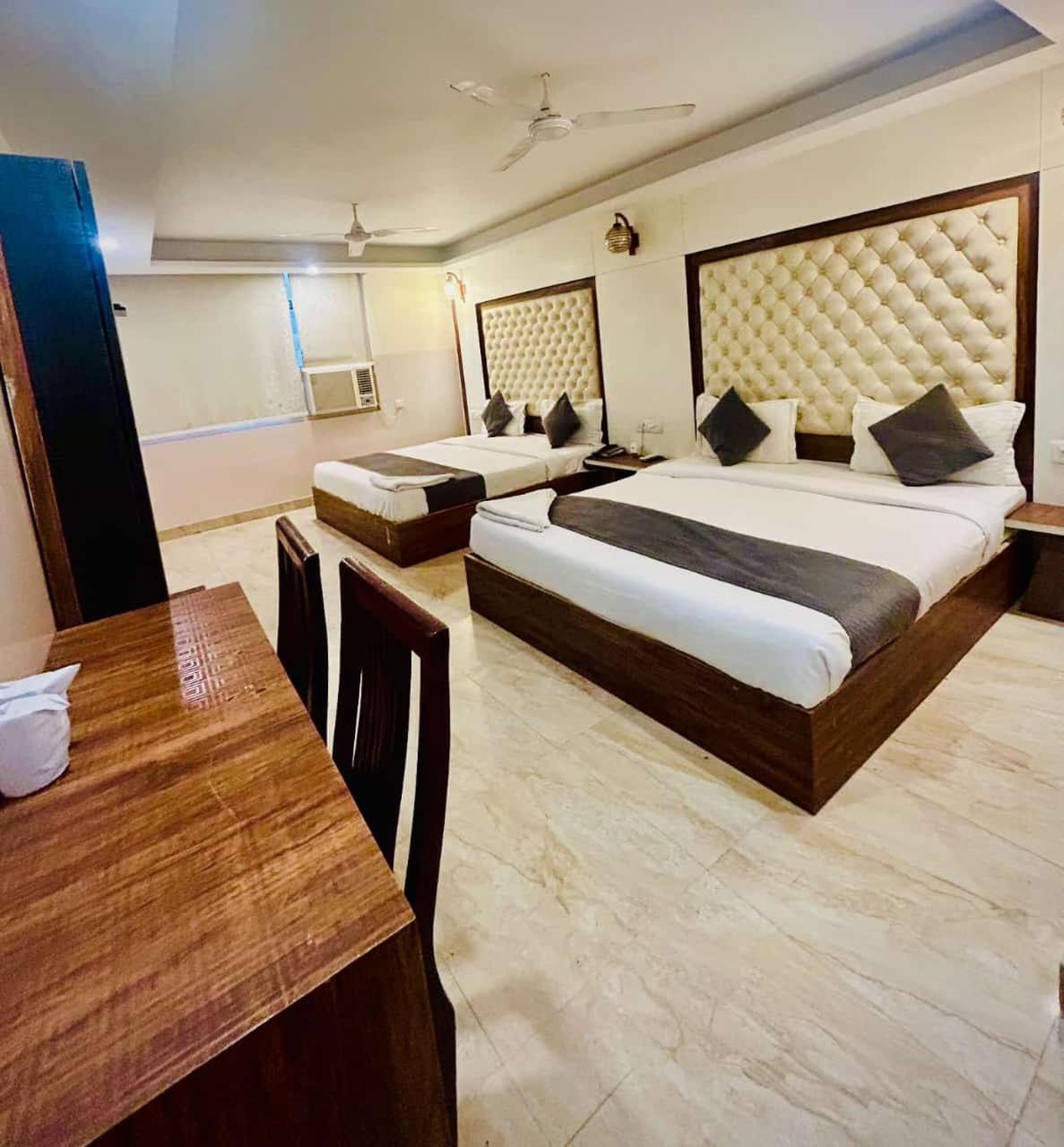 Hotel Airport City New Delhi Ngoại thất bức ảnh