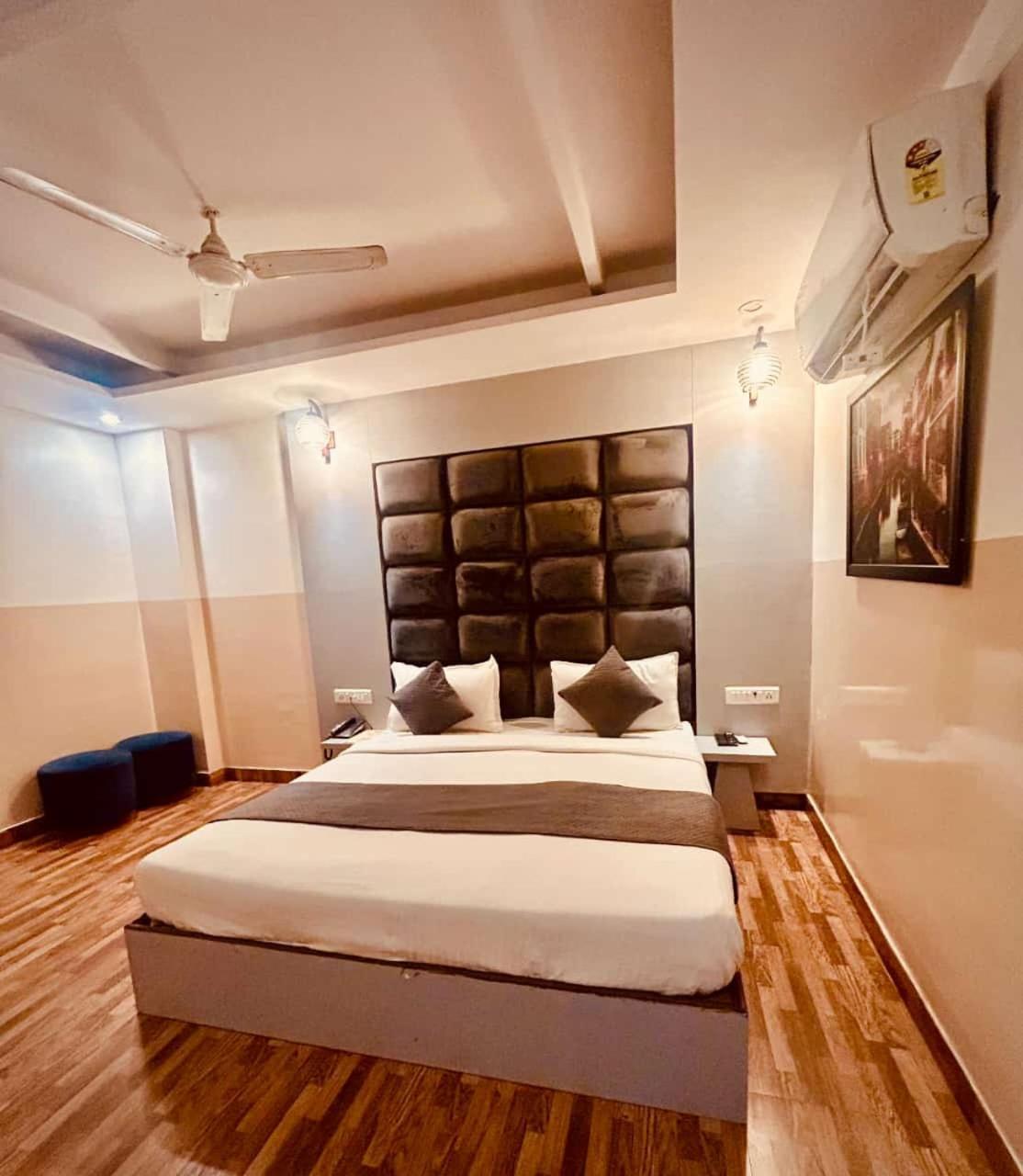 Hotel Airport City New Delhi Ngoại thất bức ảnh