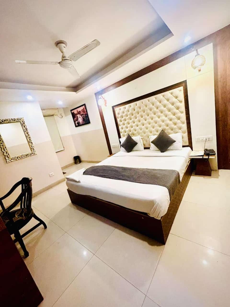 Hotel Airport City New Delhi Ngoại thất bức ảnh