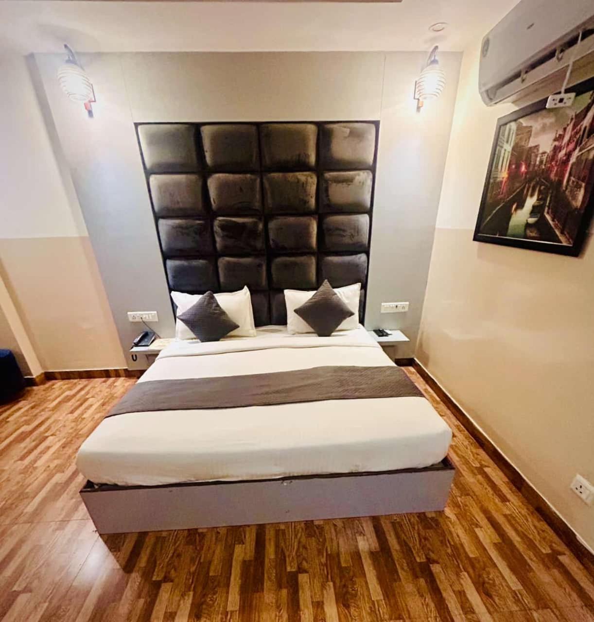 Hotel Airport City New Delhi Ngoại thất bức ảnh