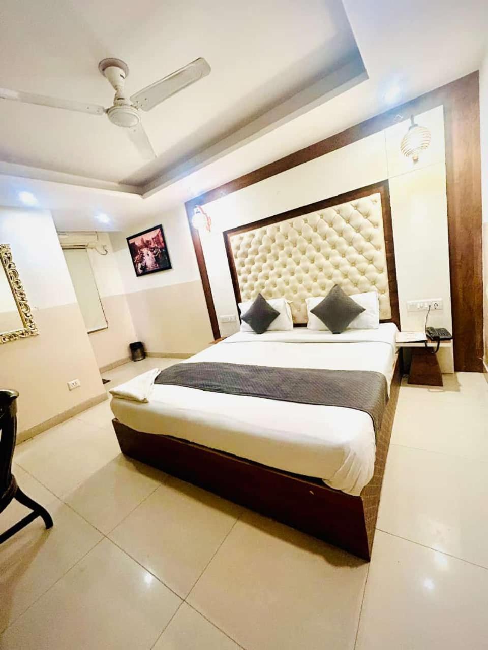 Hotel Airport City New Delhi Ngoại thất bức ảnh